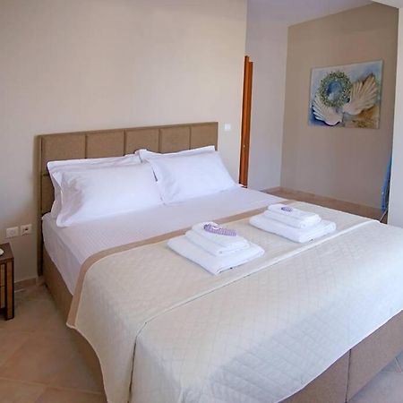 Kyparissia Luxury Home Buitenkant foto