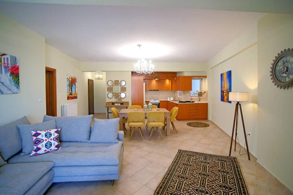 Kyparissia Luxury Home Buitenkant foto