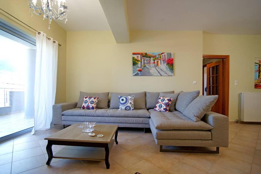 Kyparissia Luxury Home Buitenkant foto
