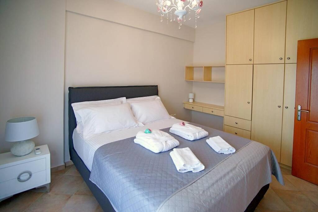 Kyparissia Luxury Home Buitenkant foto