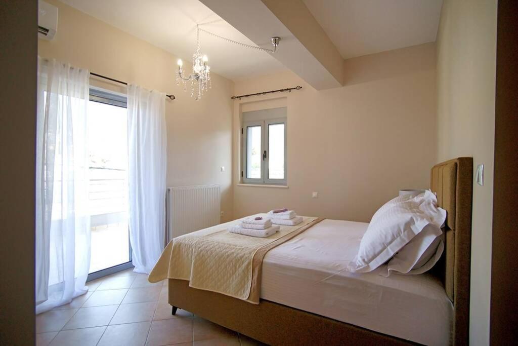 Kyparissia Luxury Home Buitenkant foto