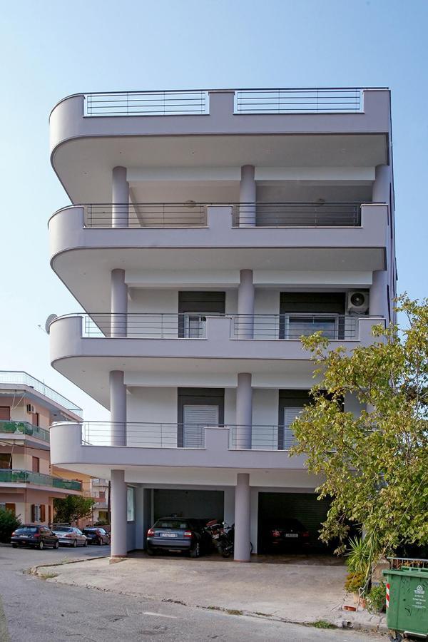 Kyparissia Luxury Home Buitenkant foto
